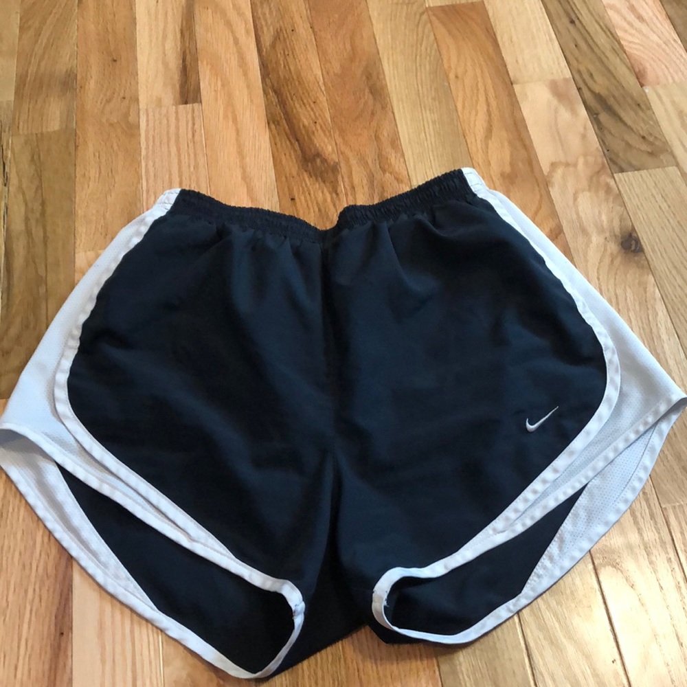 nike shorts good condition